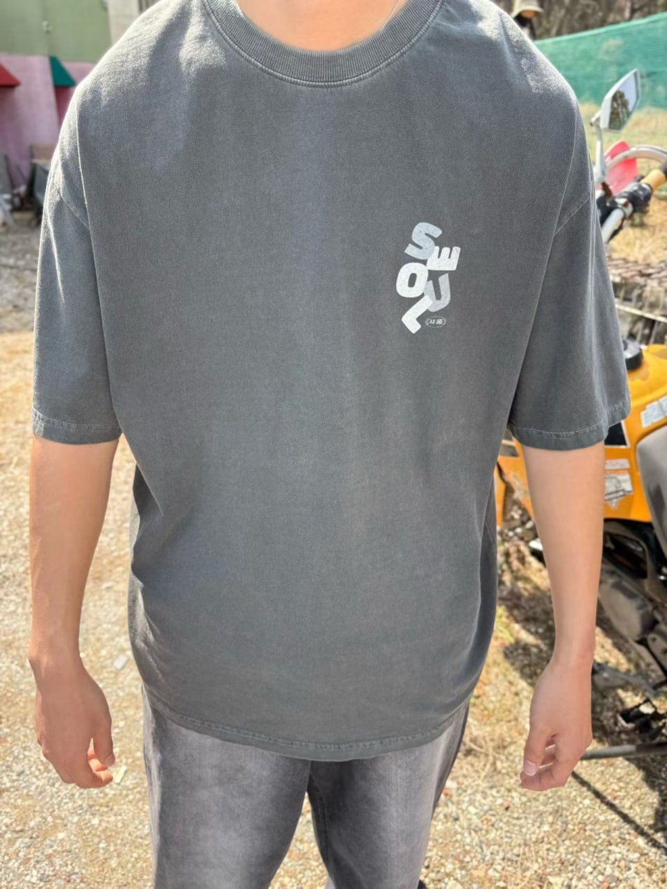 Футболка «Seoul» Acid Wash Oversized