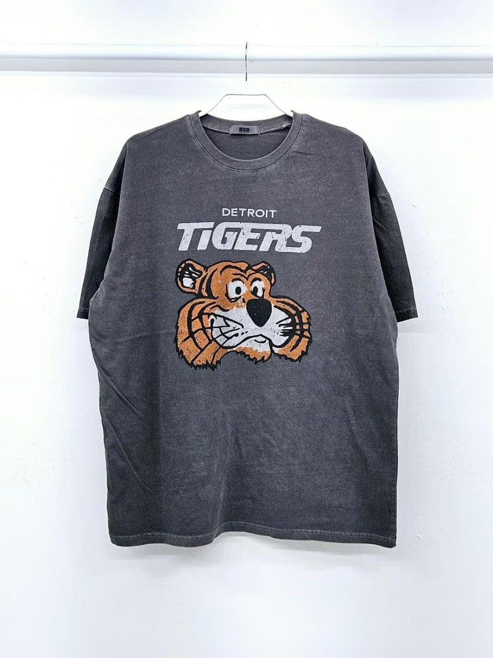 Винтажная футболка оверсайз «Detroit Tigers Retro Mascot»