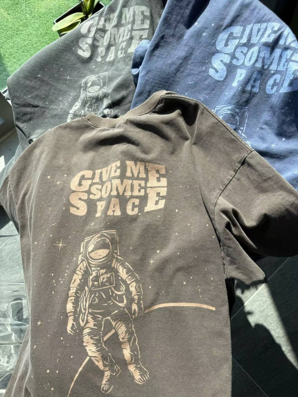 Футболка «Give Me Some Space» Acid Wash Oversized